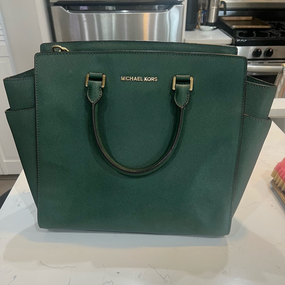 Michael Kors purse